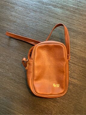 Brown Leather Crossbody Bag - Unbranded